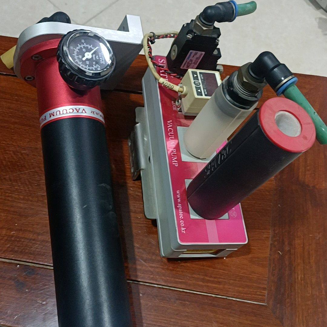 拆机SPATEC真空产生器  SM2-V12一套 图片上为实