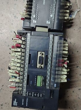 PLC CP1L-M40DT-D  CP1W-20ED