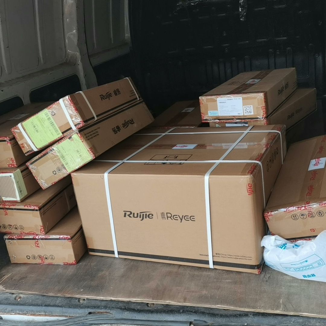 睿易RG-NBS3100-24GT4SFP-P V2 2