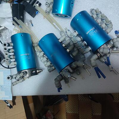 森瑞普SENRING进八出360度气动旋转接头。