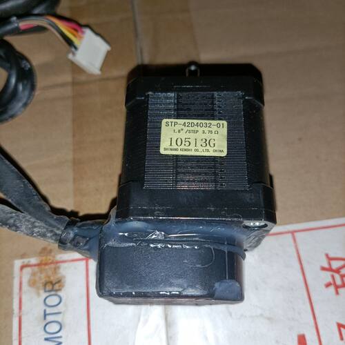 信浓未用42步进电机STP-42D4032-01 带编码