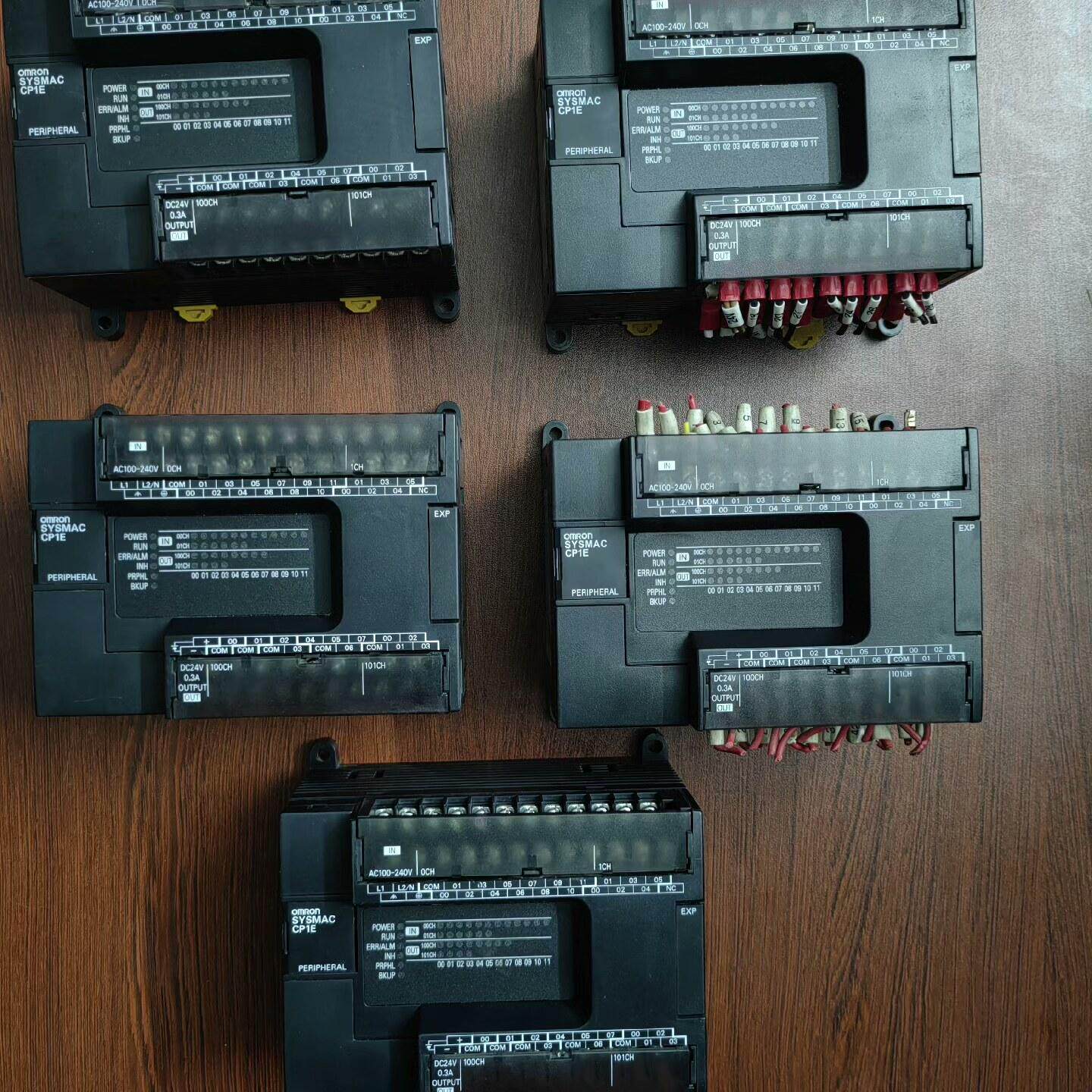 拆机PLC CP1E-E30SDR-A 成色好 功