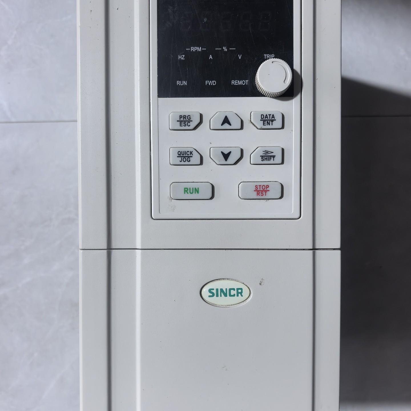 新科瑞变频器 C500-5R5G/7R5P-4TB  5.5