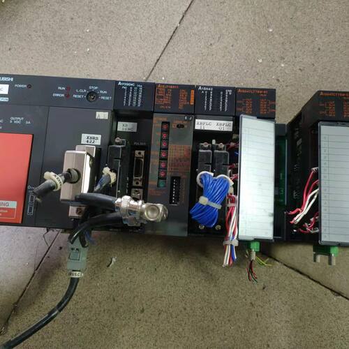 拆机PLC  A172SHCPUN/A172SENC/A