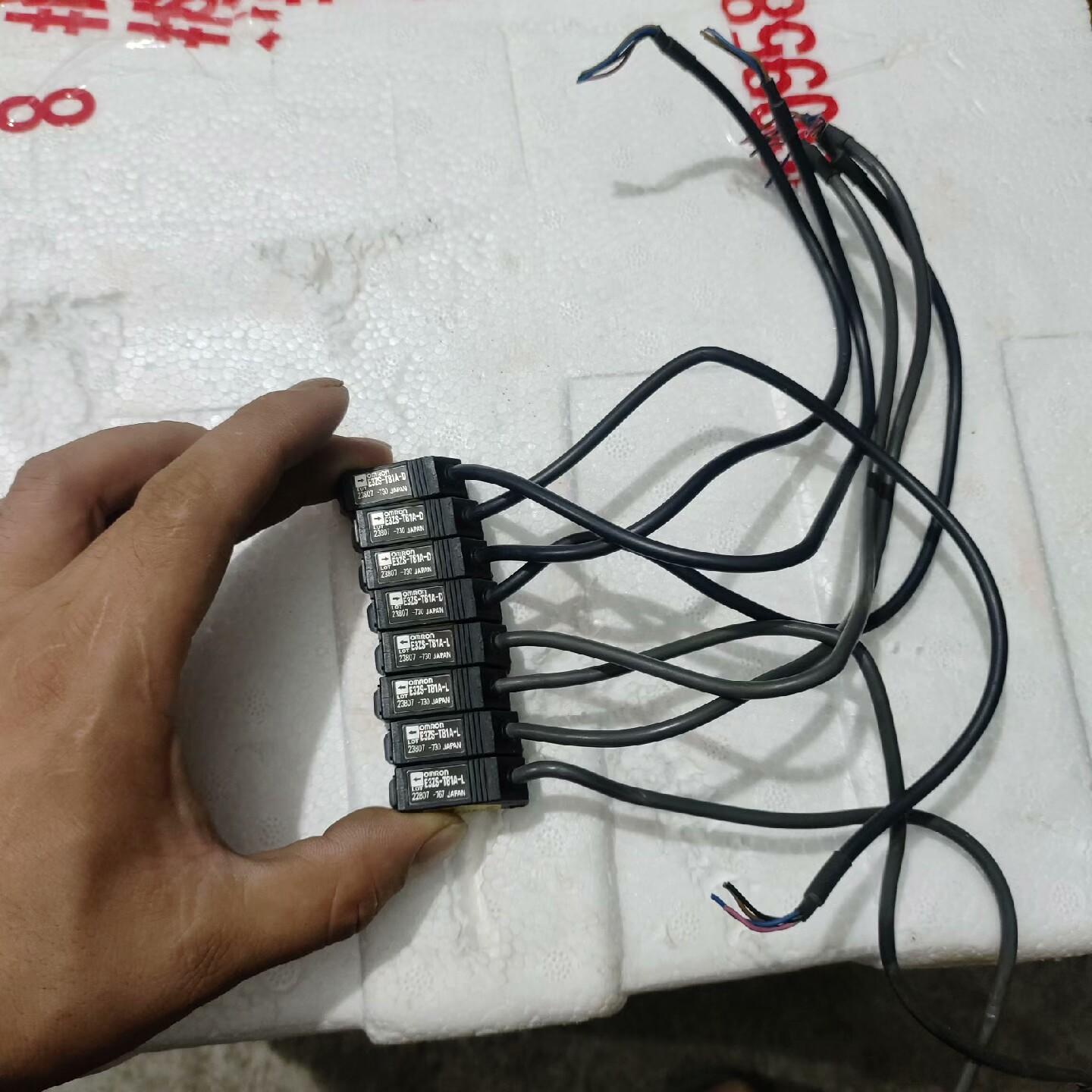 E3ZS-T81A-D对射传感器 E3ZS-T81A