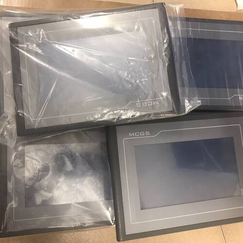 昆仑通态7寸触摸屏 TPC7062TX（KX）有8台 TPC