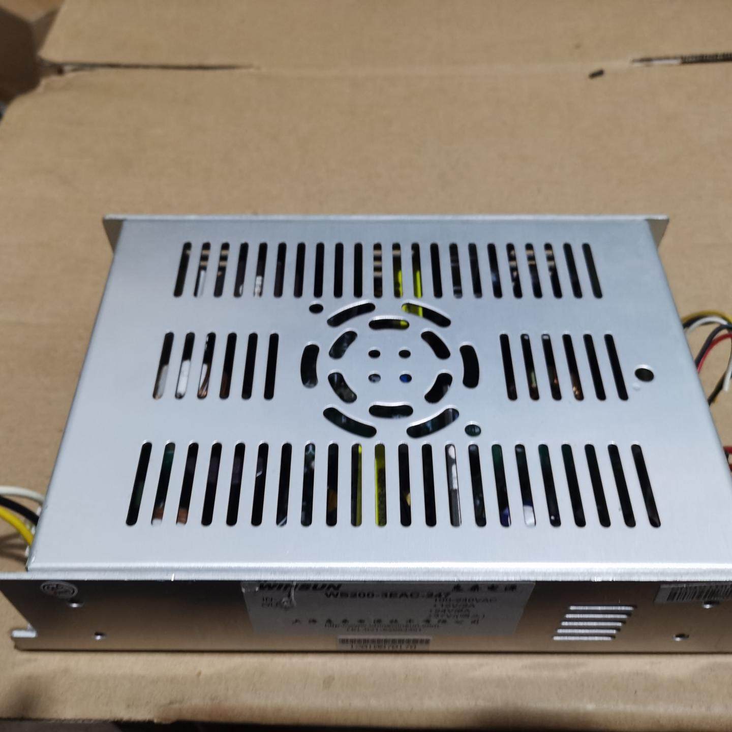 惠桑电源WS200-3EAC-247 电压转为24v/12v