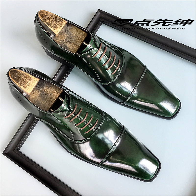 时尚长版尖头英伦皮鞋