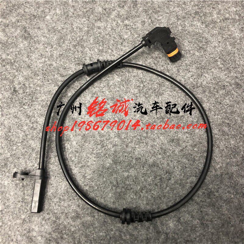 适用于奔驰GLK300前轮C2汽车传感器