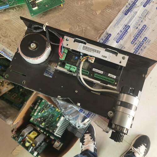可维修通力KM903510G01门机板威特ECO 变频器门机马达9议价