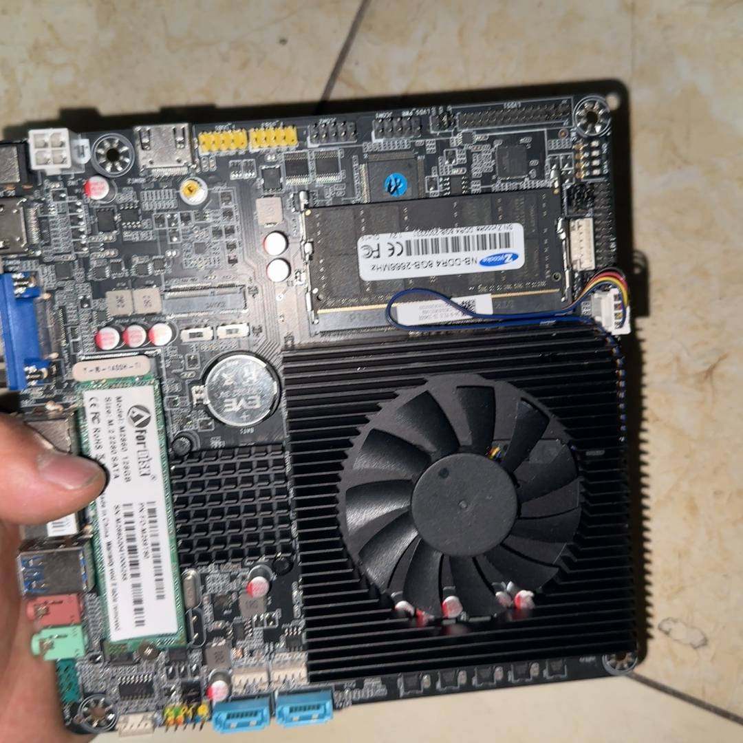 议价一体机主板  i5 10400H 处理器，标压处理器