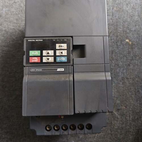 可议价众晨变频器，XL800T-7R5KY-4，，