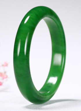 【久龙玉器】收藏级稀缺苹果绿和田碧玉平安手镯和田玉手镯56.00g