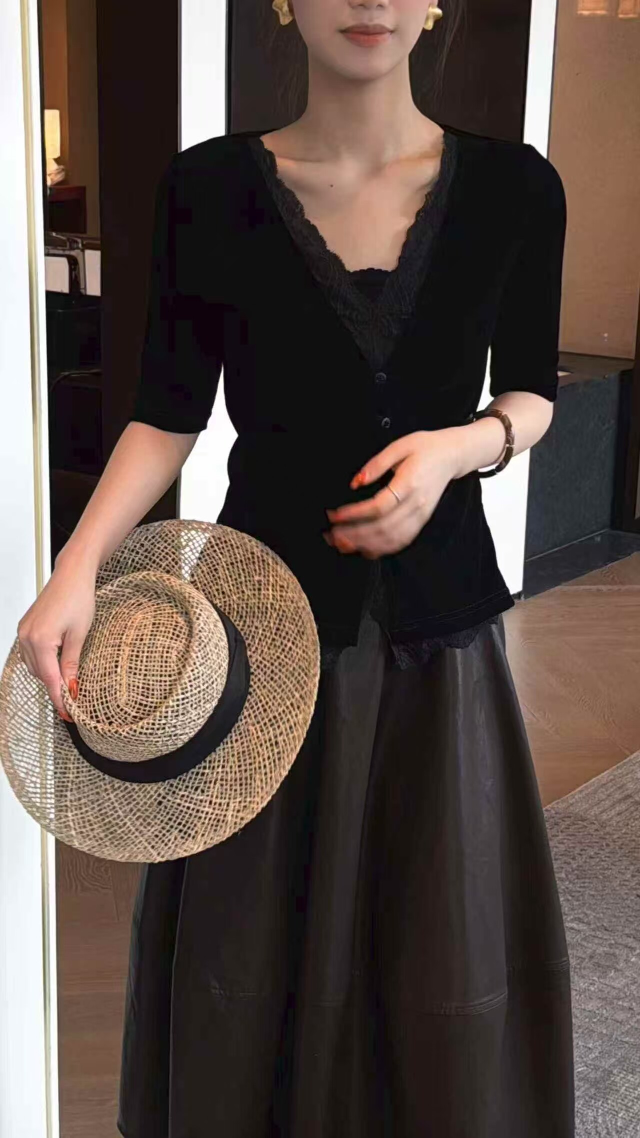专注中高档女装清货2026 欧货米兰MILAN秋季款气质上衣小衫