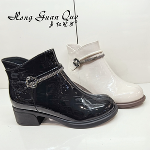 红冠雀女鞋2025秋季新款时尚休闲百搭女短靴厚底时装靴666-88