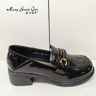 红冠雀女鞋2026春季新款时尚百搭女单鞋休闲粗跟妈妈鞋6566-22