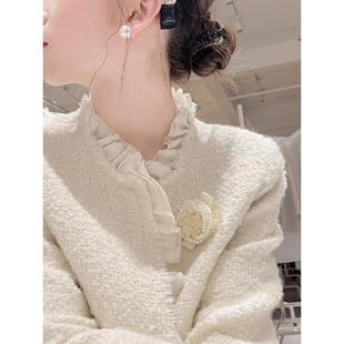 今年流行的漂亮高定法式白色短款外套高级感小个子洋气早秋短外套