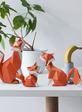 现代简约几何树脂狐狸动物家居摆件样板房装饰儿童房软装工艺品