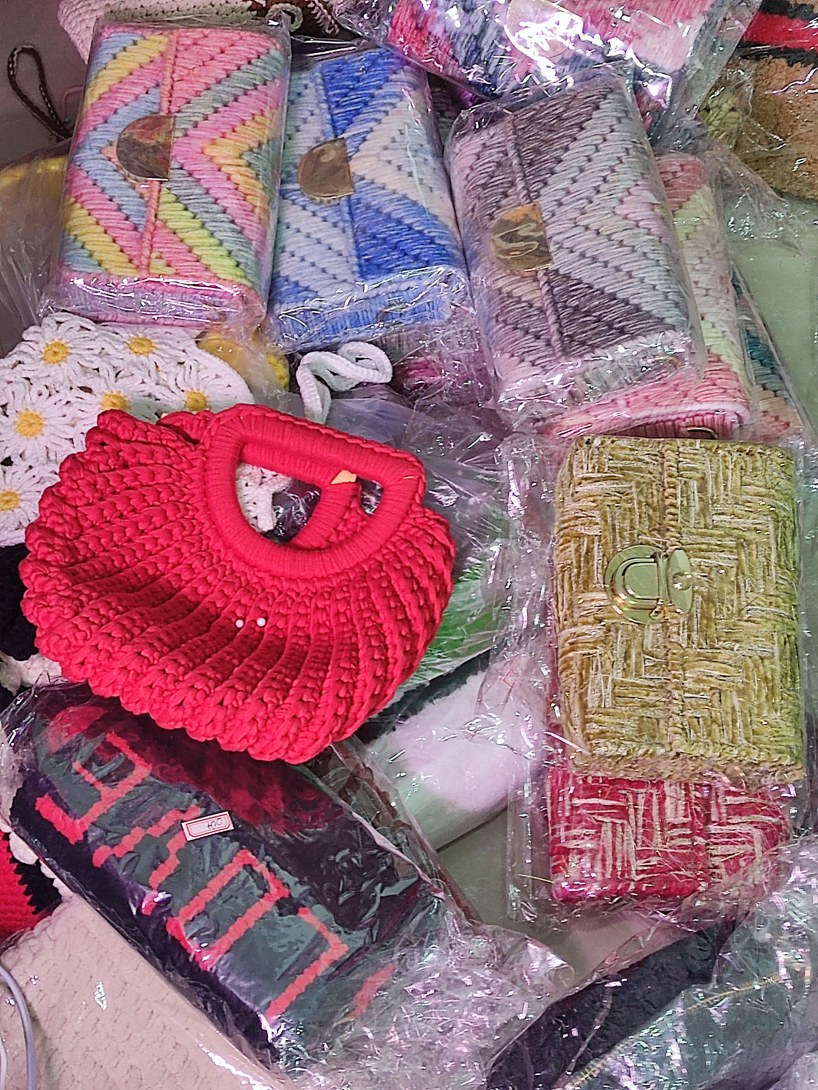 成品现货亏本清仓处理手工编织新年diy可爱毛线福袋包手提斜挎包,服饰配件/皮带/帽子/围巾,DIY编织材料包,淘宝优惠券,粉丝福利购,淘宝优惠卷