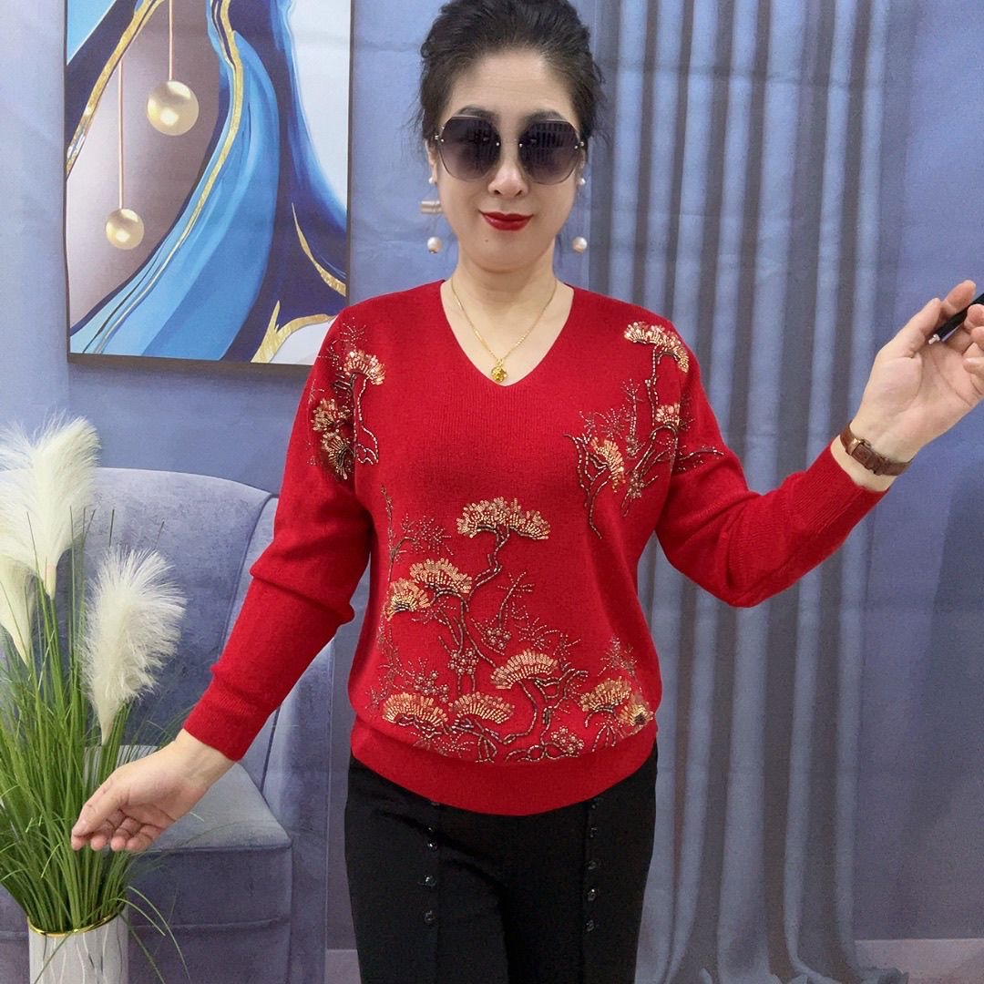 V领烫钻针织上衣女红色显瘦遮肉宽松套头毛衣国风