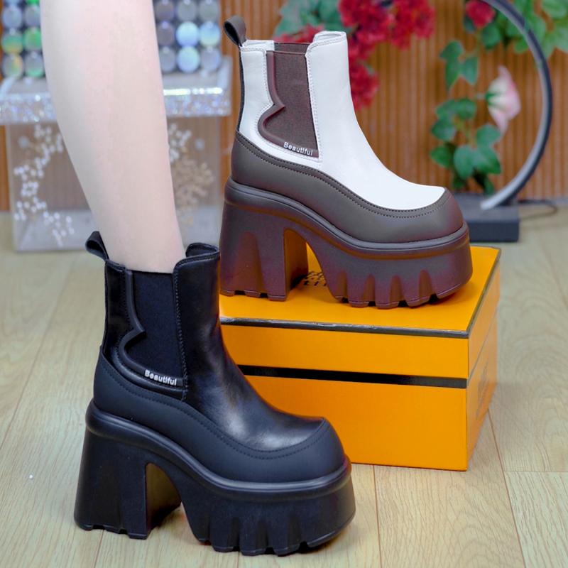 小个子英伦风厚底马丁靴