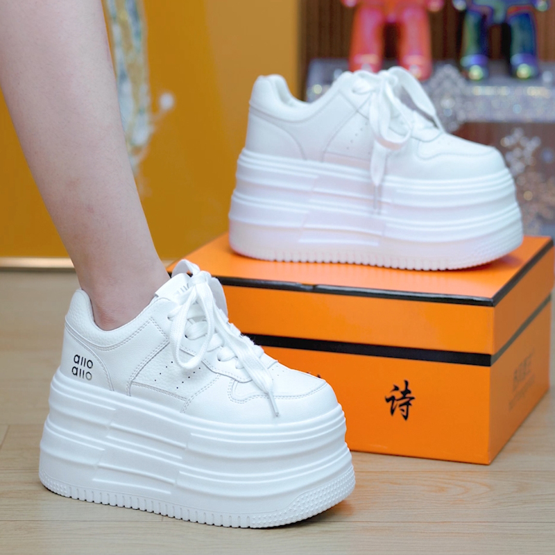 小个子透气厚底小白鞋