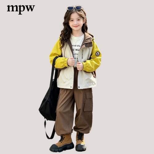 女童拼色冲锋衣2026秋季百搭