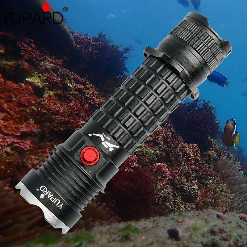 P50远射强光水下潜水防水夜潜充电应急照明手电筒赶海灯26650灯