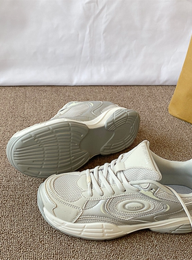 港风复古浅灰色运动鞋女ins潮2026春季新款网面透气休闲老爹鞋子