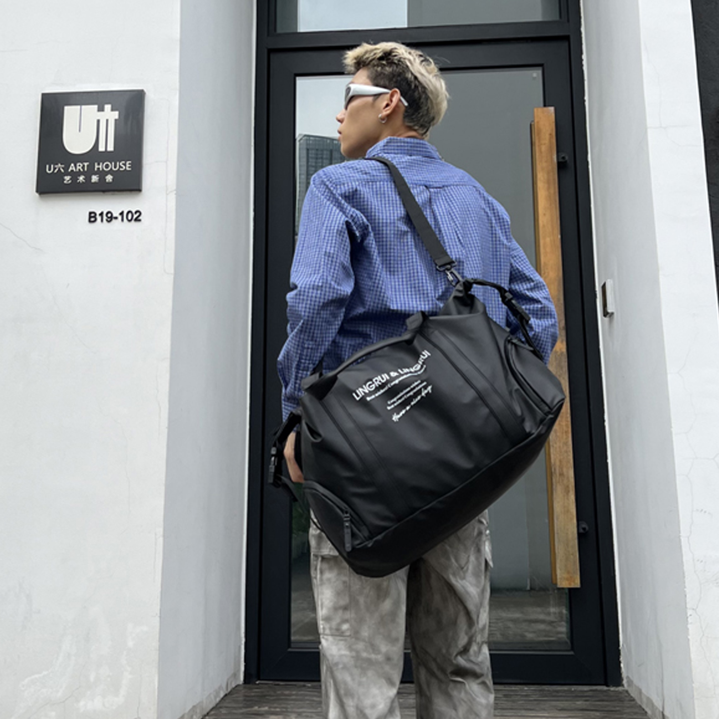 NIN设计款ins复古单肩斜挎大容量旅行托特包男女轻便手提休闲潮牌