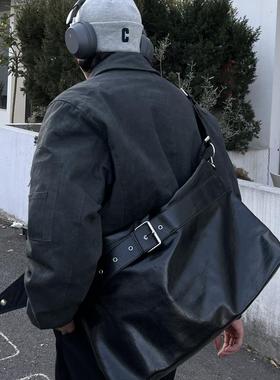 NIN时髦复古单肩斜挎大容量慵懒风软皮托特暗黑系原宿男女休闲潮