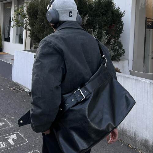 NIN时髦复古单肩斜挎大容量慵懒风软皮托特暗黑系原宿男女休闲潮