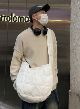 NIN设计师款日系复古轻便大容量复古云朵时髦单肩斜挎男女慵懒风