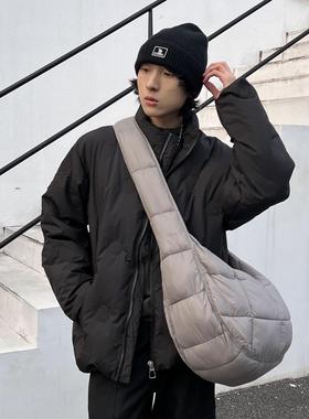 NIN氛围感时髦大容量复古单肩斜挎云朵挎包男女韩国ins通勤邮差包