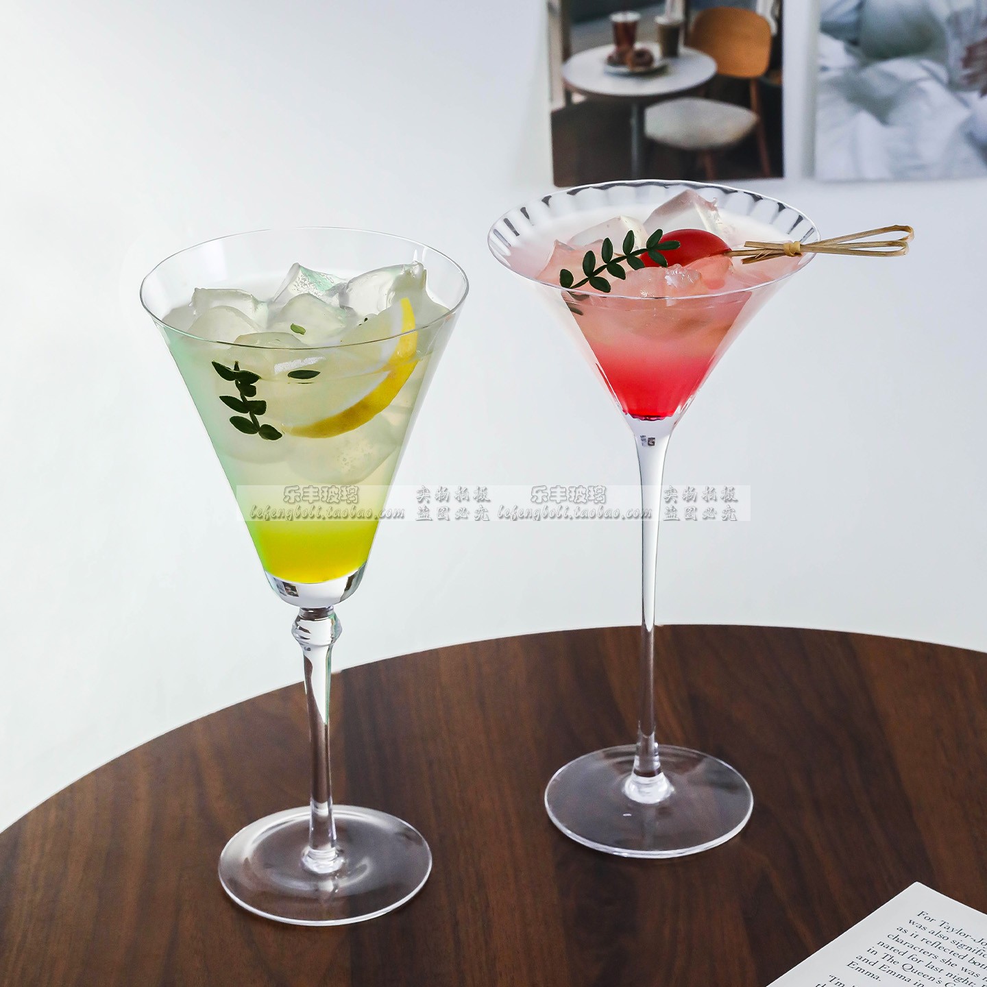 特调V型喇叭马天尼三角鸡尾酒杯微醺高脚起泡杯子冷饮果汁香槟杯