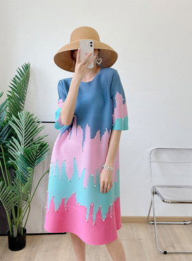 褶皱ys钉珠印花连衣裙夏装宽松显瘦上衣妈妈装大码女装中长