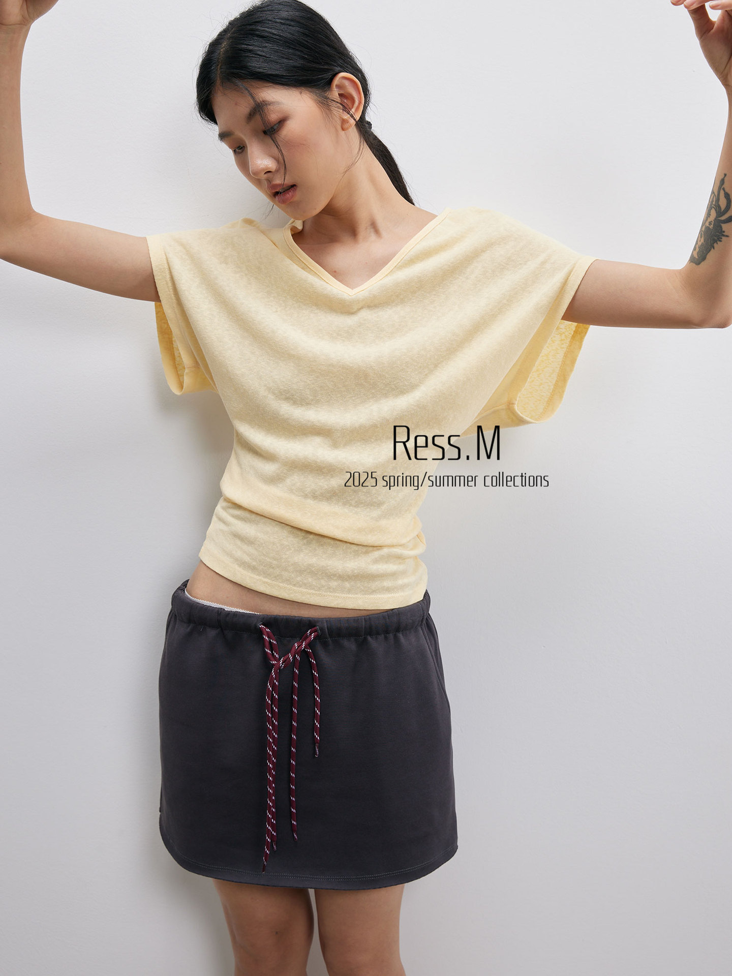Ress.M丝光棉辣妹短袖女修身显瘦短款收腰T恤