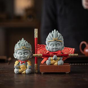 新中式齐天大圣归来笔架笔搁摆件创意孙悟空金箍棒笔茶宠桌面装饰
