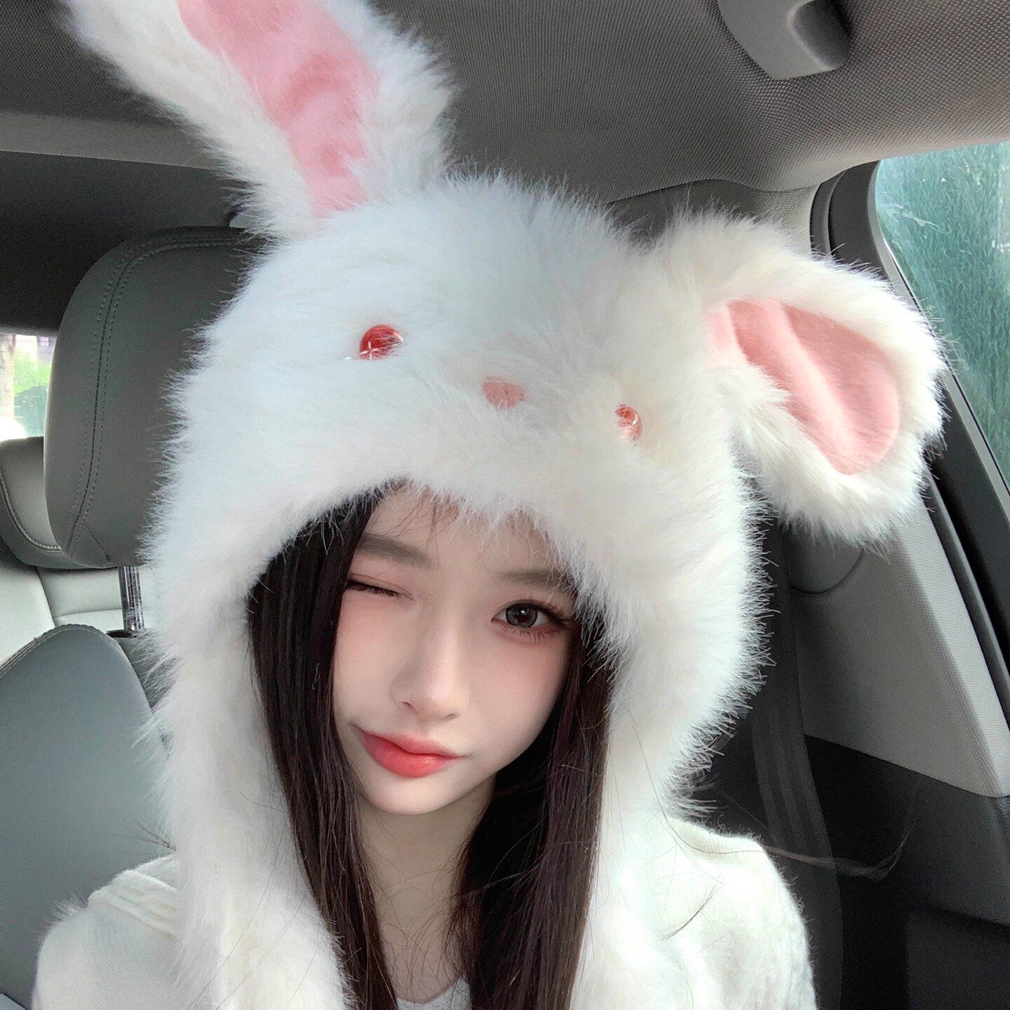 可爱兔纸耳朵会动毛绒帽子女冬季卡通护耳帽加厚保暖毛茸茸雷锋帽