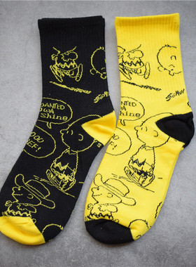 潮牌卡通史努比联名中筒男女搞怪百搭趣味涂鸦全棉街头运动长袜