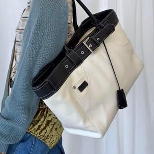 百搭牛仔拼接托特设计通勤手提单肩包包 时尚 THREE新品 网红同款