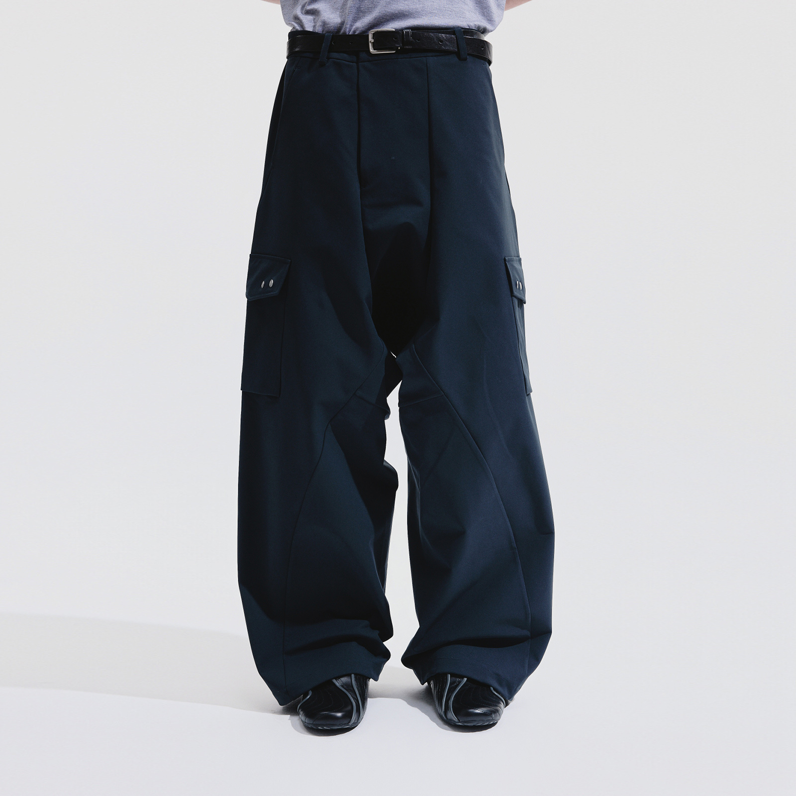 ROARINGWILD 主线系列 黑色剑术工装裤