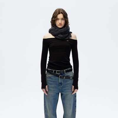 主线一字肩后幅镂空长袖T恤