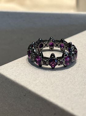 爆闪紫钻横卧连体多土星戒指枪黑色串联土星情侣指环