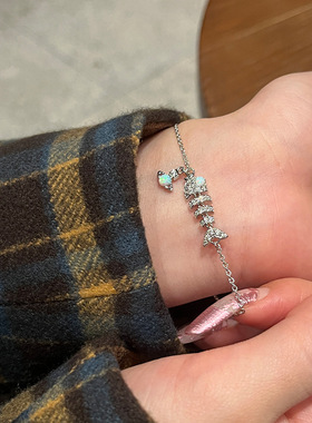 【进柜无压力】精工鱼骨土星手链