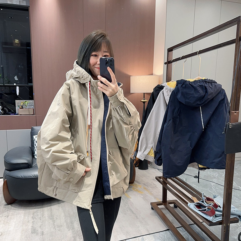 欧货2025春季新款拼接撞色风衣外套女韩版宽松慵懒风短款冲锋衣潮