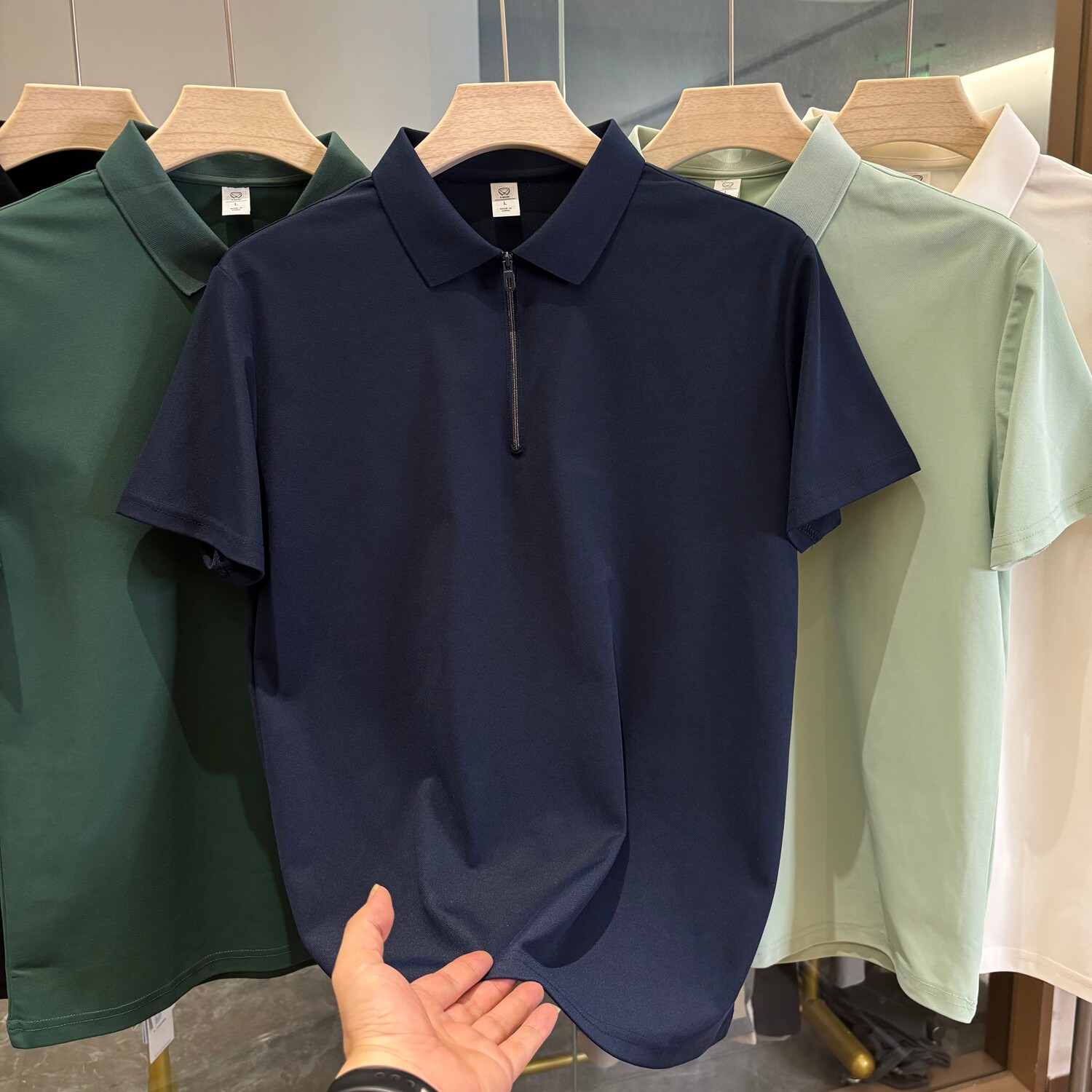 丝滑柔软吸湿排汗翻领短袖polo杉