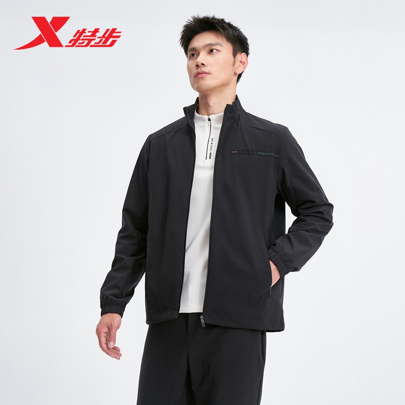 特步外套男2026年春季新款训练服运动风衣防风夹克男974129150051