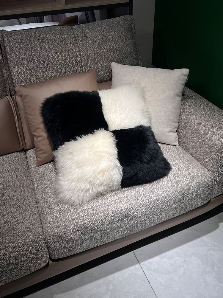 现代家居软装靠垫纯羊毛棋盘格抱枕皮草长毛靠枕样板间黑白轻奢垫,居家布艺,靠垫/抱枕,淘宝优惠券,粉丝福利购,淘宝优惠卷