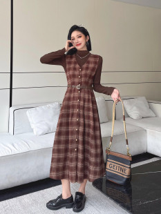 格子V领高领长袖 气质收腰显瘦背心裙两件套5388 连衣裙2024秋时尚